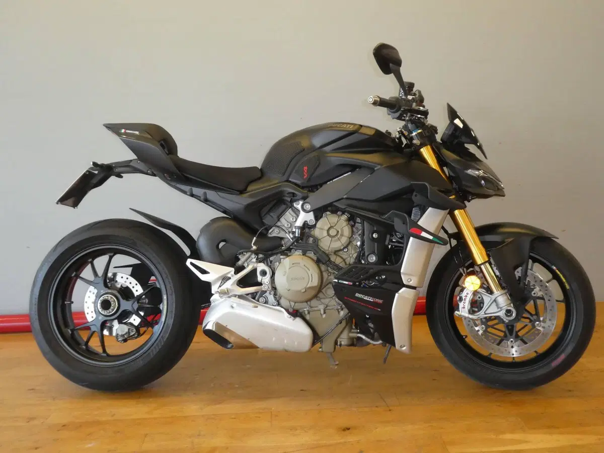 Ducati Streetfighter V4 1100 S (2021 - 22)