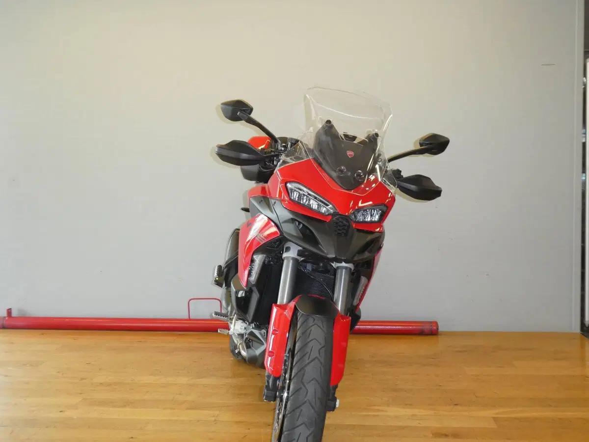 Ducati Multistrada V2 S (2025 - 26) (2)