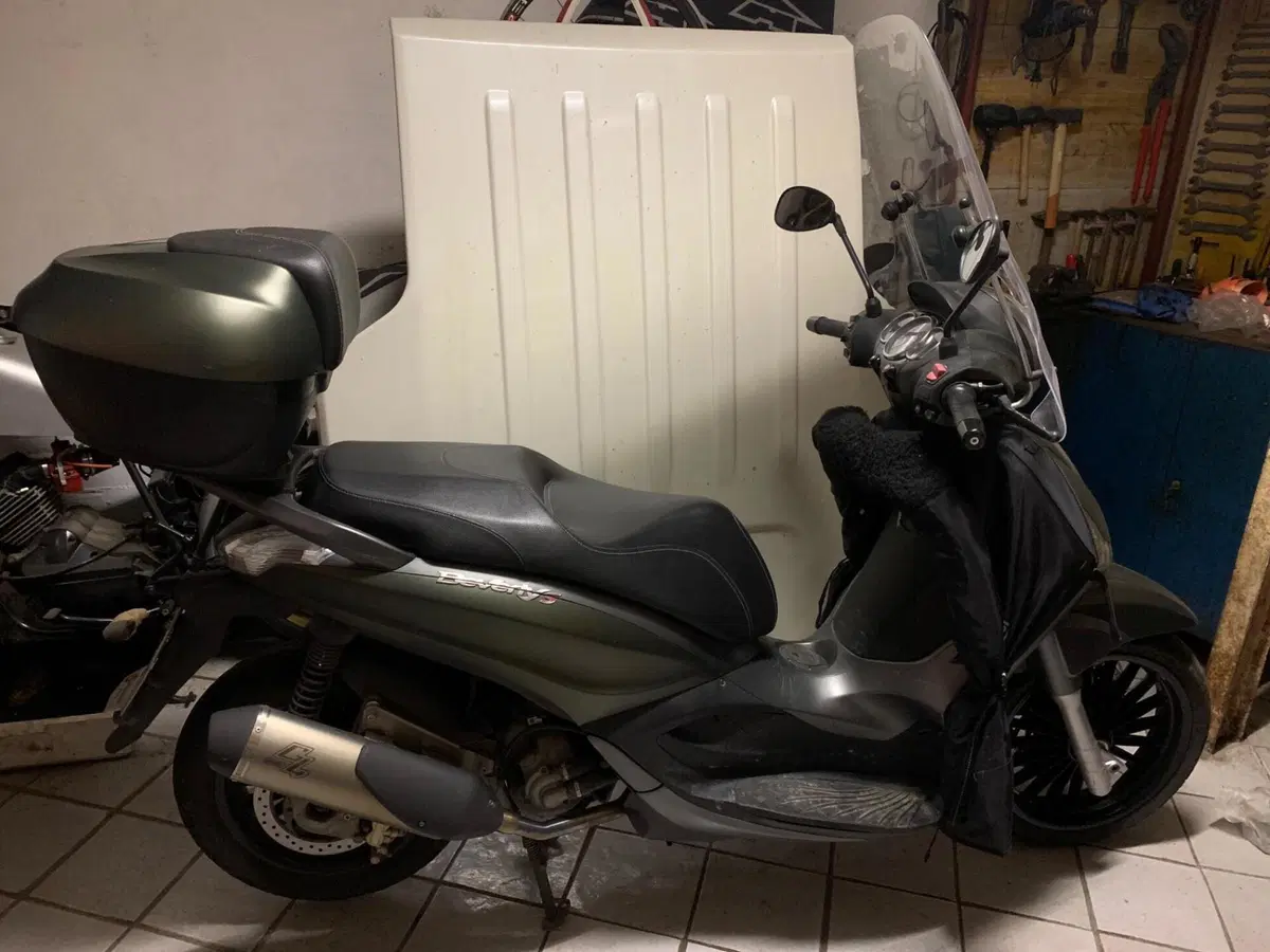 Piaggio Beverly 300 S i.e. ABS-ASR (2016 - 20)