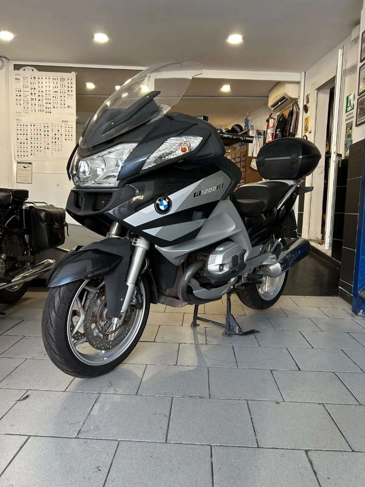Bmw R 1200 RT (2010 - 13) (2)