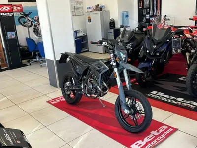 Betamotor RR 125 4T Motard T - X Special Edition (2025 - 26) nuova