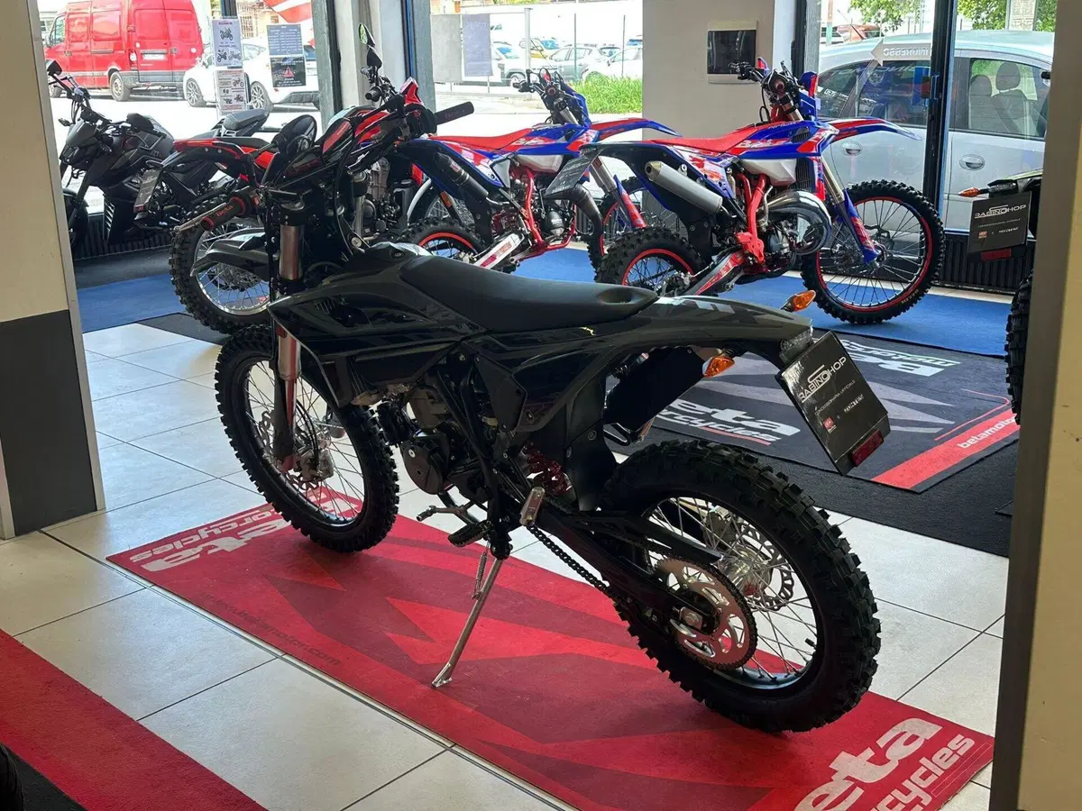 Betamotor RR 125 4T Enduro T - X Special Edition (2025 - 26) (5)