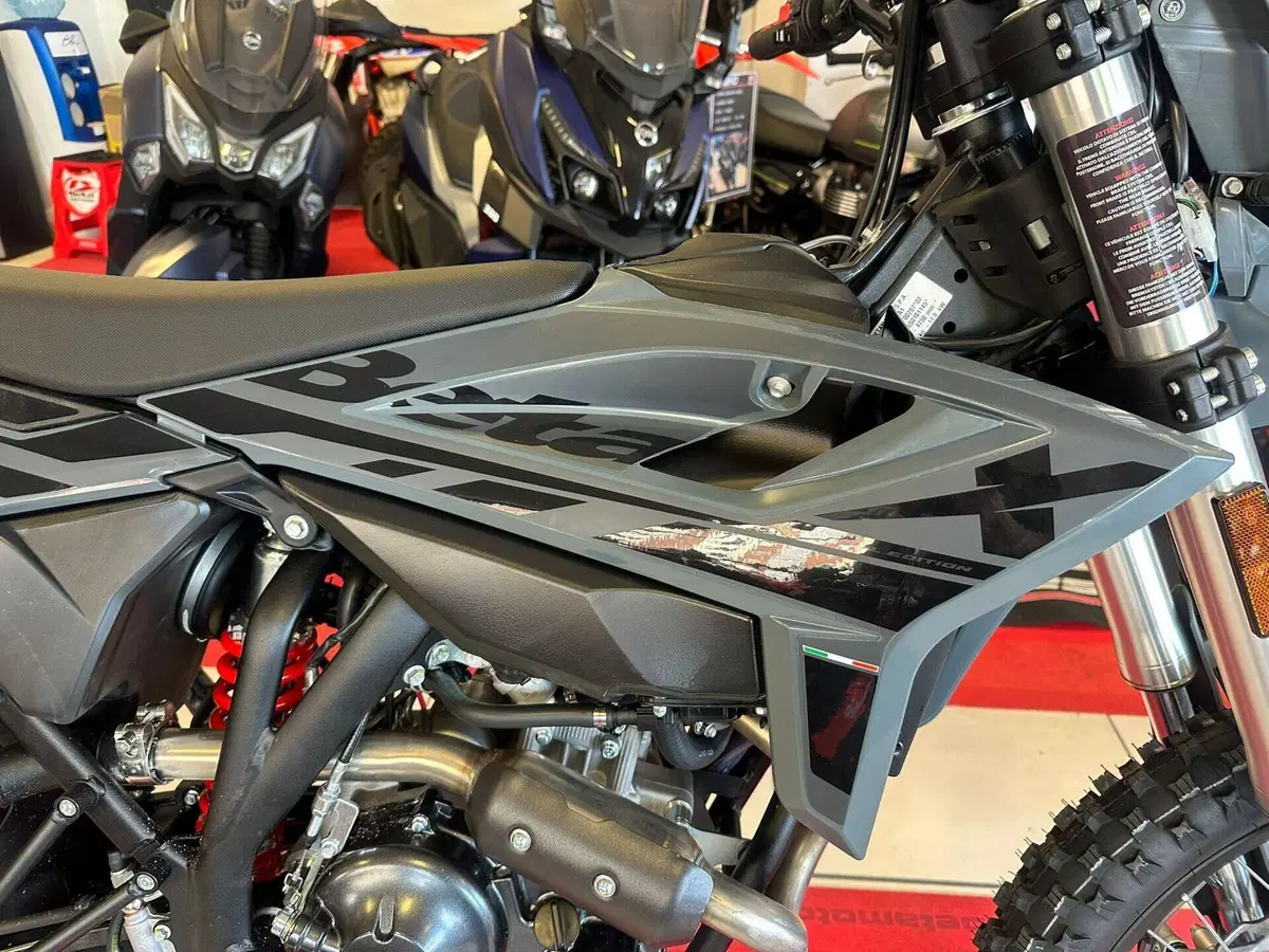 Betamotor RR 125 4T Enduro T - X Special Edition (2025 - 26) (10)