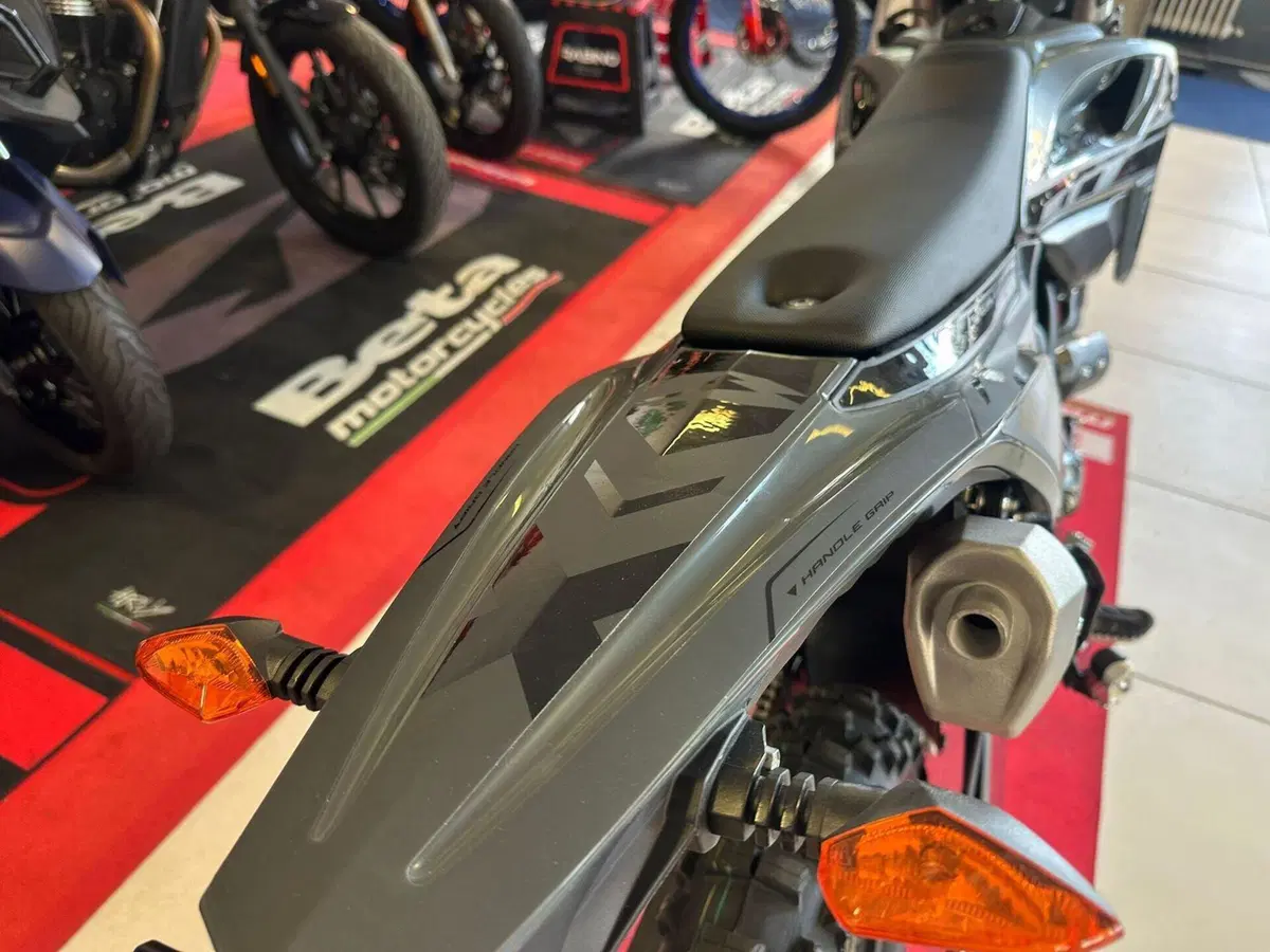 Betamotor RR 125 4T Enduro T - X Special Edition (2025 - 26) (12)