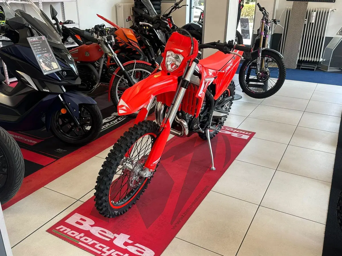 Betamotor Xtrainer 300 2T (2025) (2)