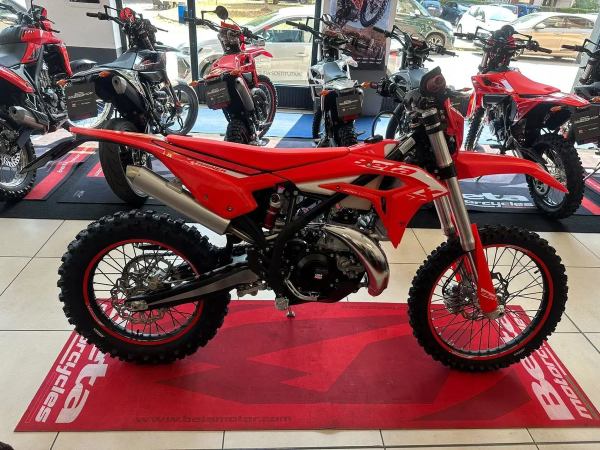 Betamotor Xtrainer 300 2T (2025) (4)