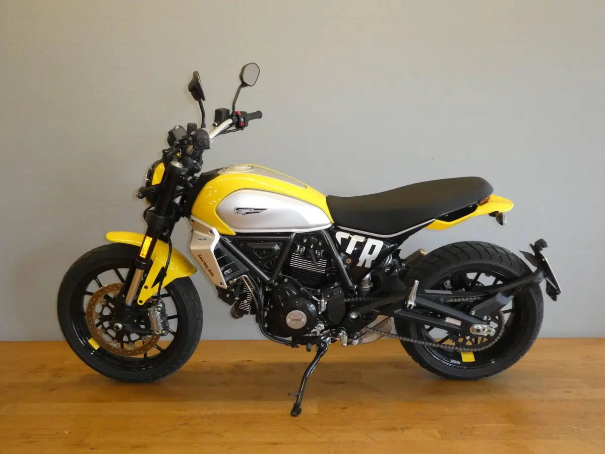 Ducati Scrambler 800 Icon (2025 - 26)
