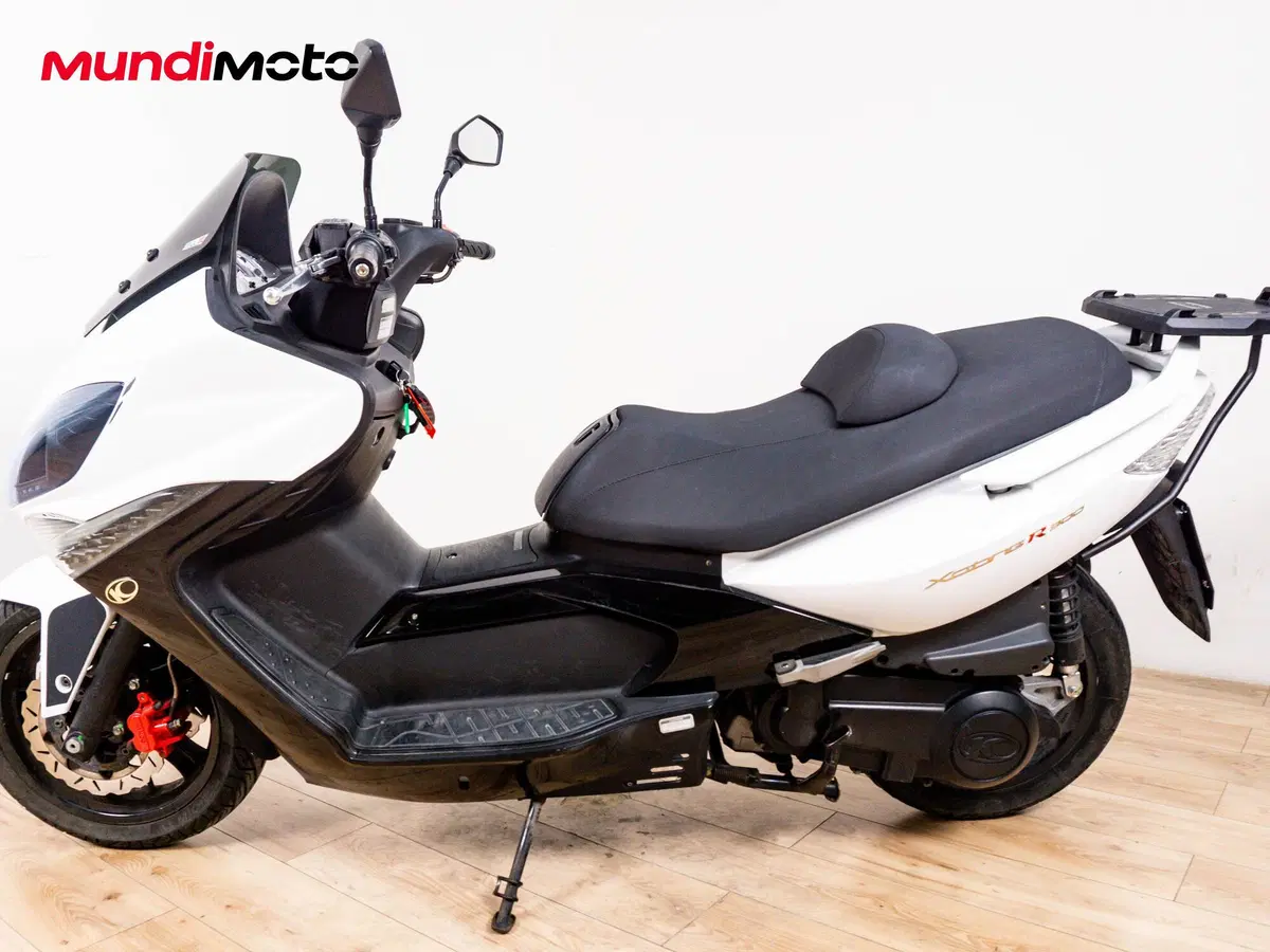 Kymco Xciting 300i R (2007 - 14) (6)
