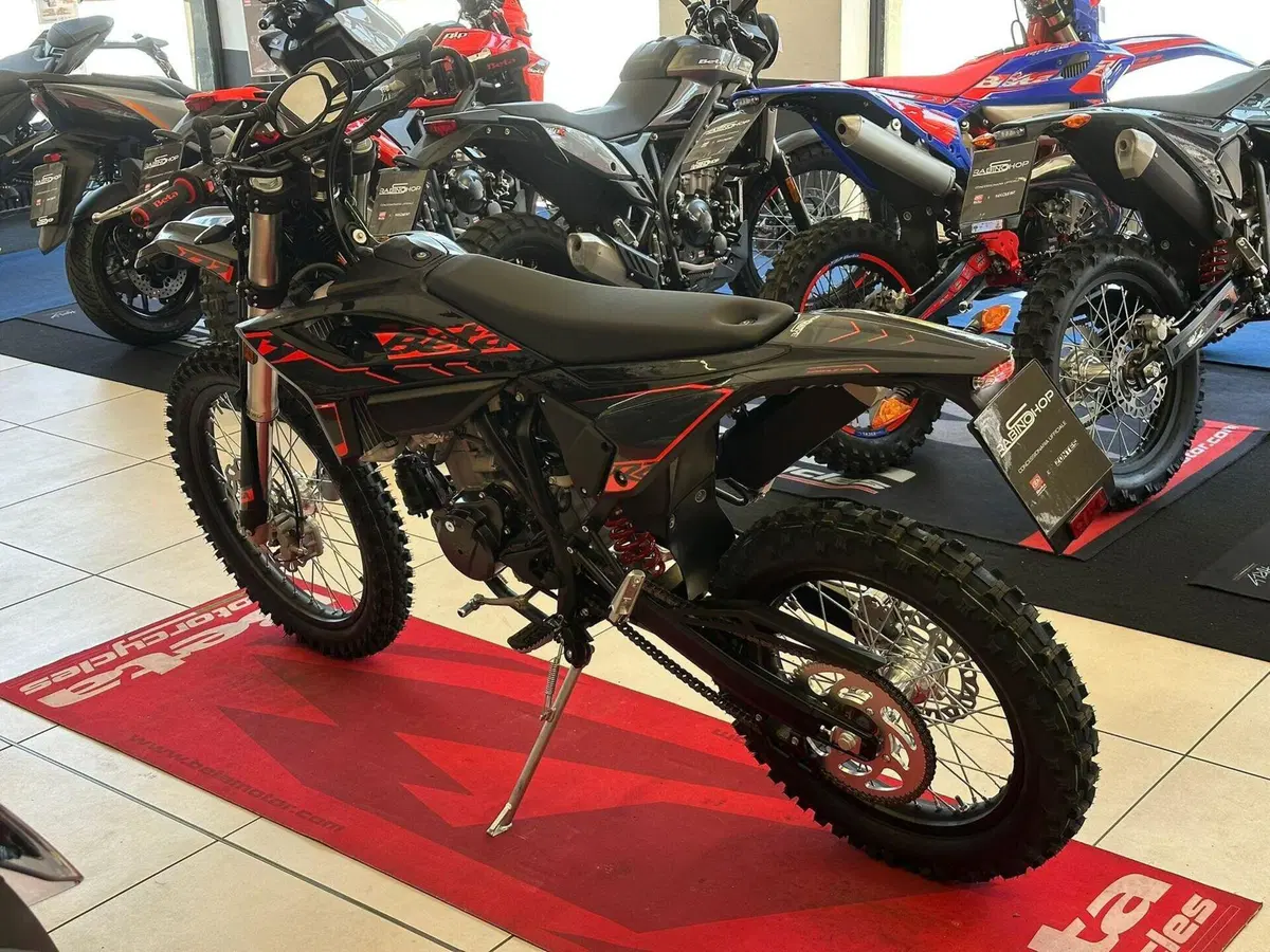 Betamotor RR 125 4T Enduro T (2025 - 26) (5)