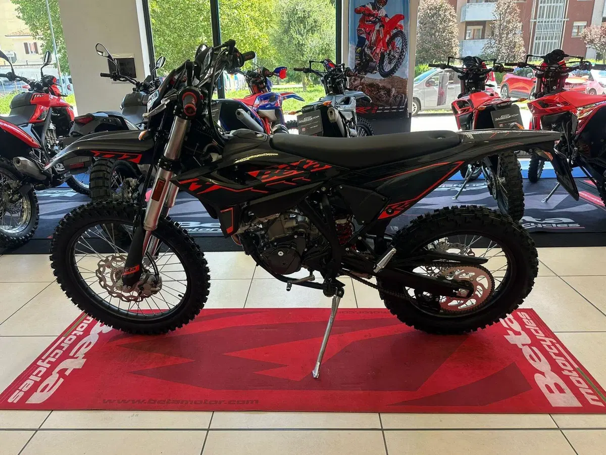 Betamotor RR 125 4T Enduro T (2025 - 26) (6)