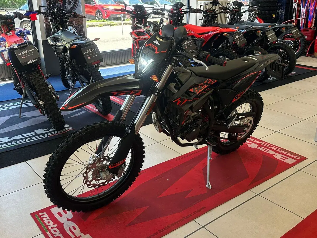 Betamotor RR 125 4T Enduro T (2025 - 26) (7)