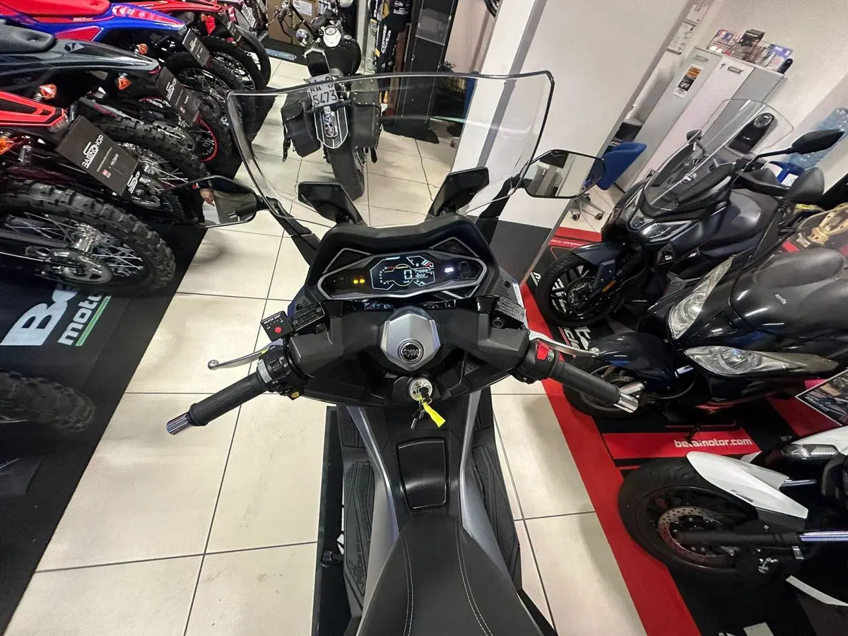 Sym Cruisym 300 (2021 - 24) (16)