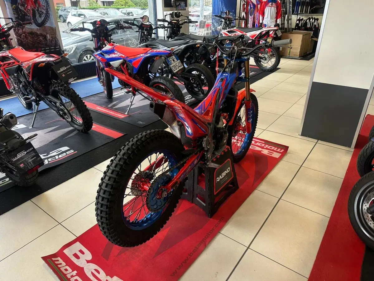 Betamotor Evo 125 2T Factory (2024) (5)