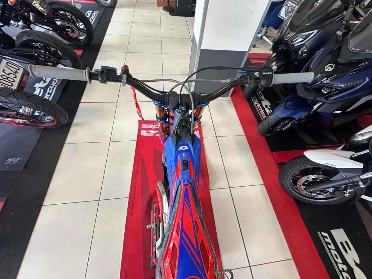 Betamotor Evo 125 2T Factory (2024) (9)