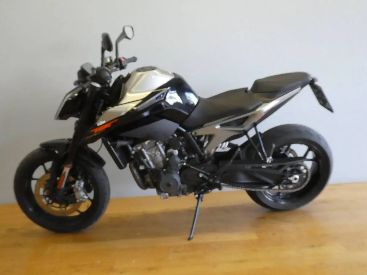 KTM 790 Duke (2018 - 20) (5)