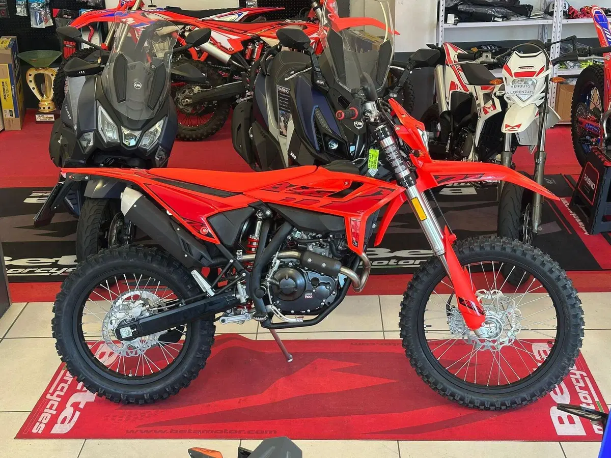 Betamotor RR 125 4T Enduro T (2023 - 24) (2)
