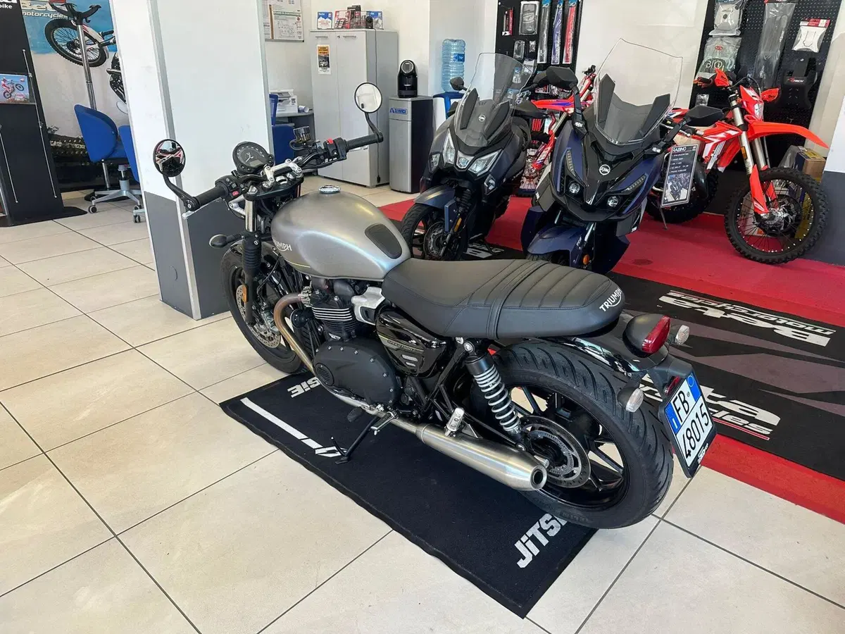 Triumph Speed Twin 900 (2023 - 24) (7)