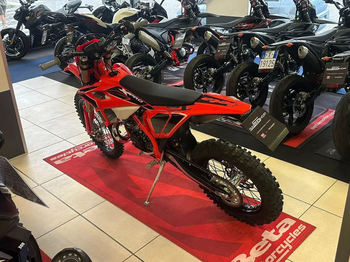Betamotor RR X-PRO 300 2T Enduro (2026) (5)