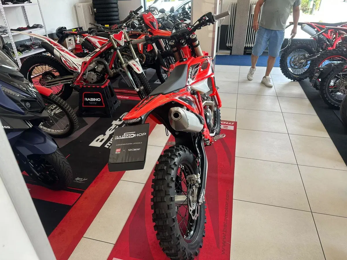 Betamotor RR X-PRO 350 4T Enduro (2026) (4)