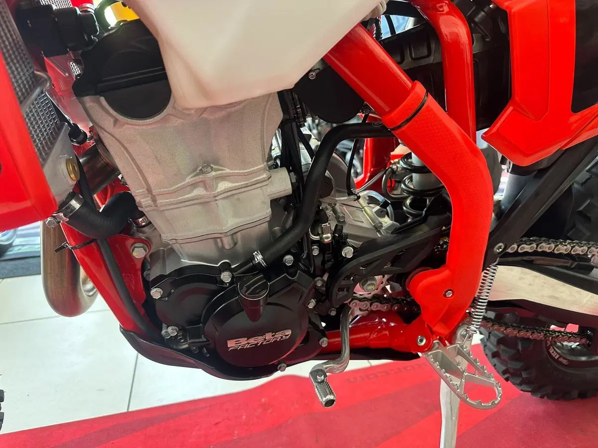 Betamotor RR X-PRO 350 4T Enduro (2026) (17)