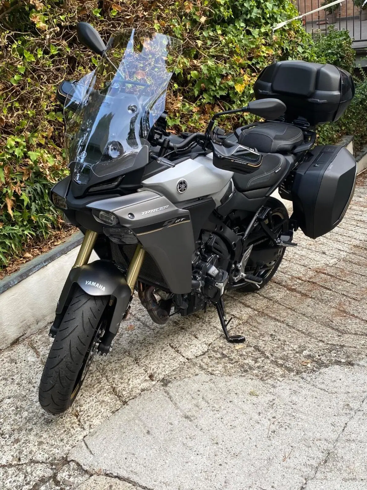 Yamaha Tracer 9 GT Y-AMT (2025 - 26) (2)