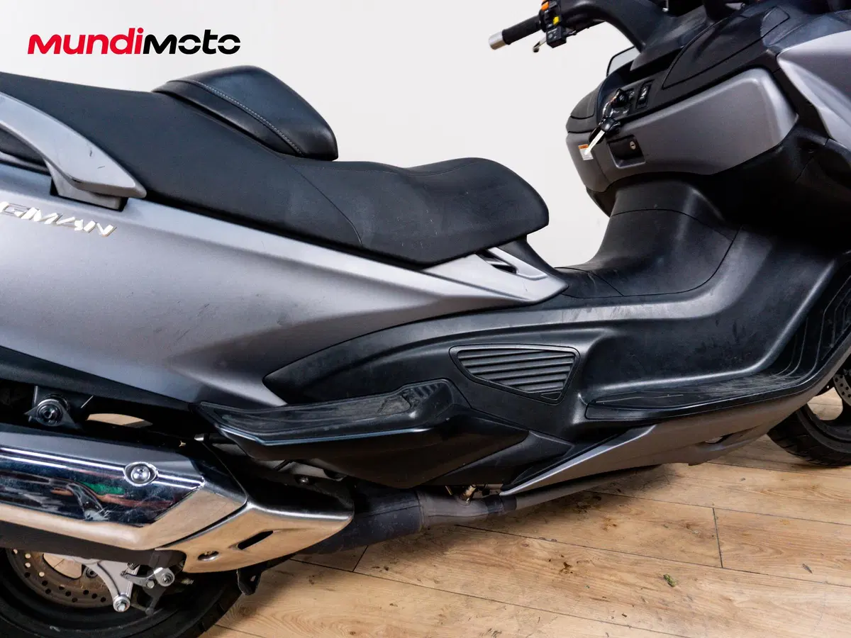 Suzuki Burgman AN 650 (2013 - 15) (4)