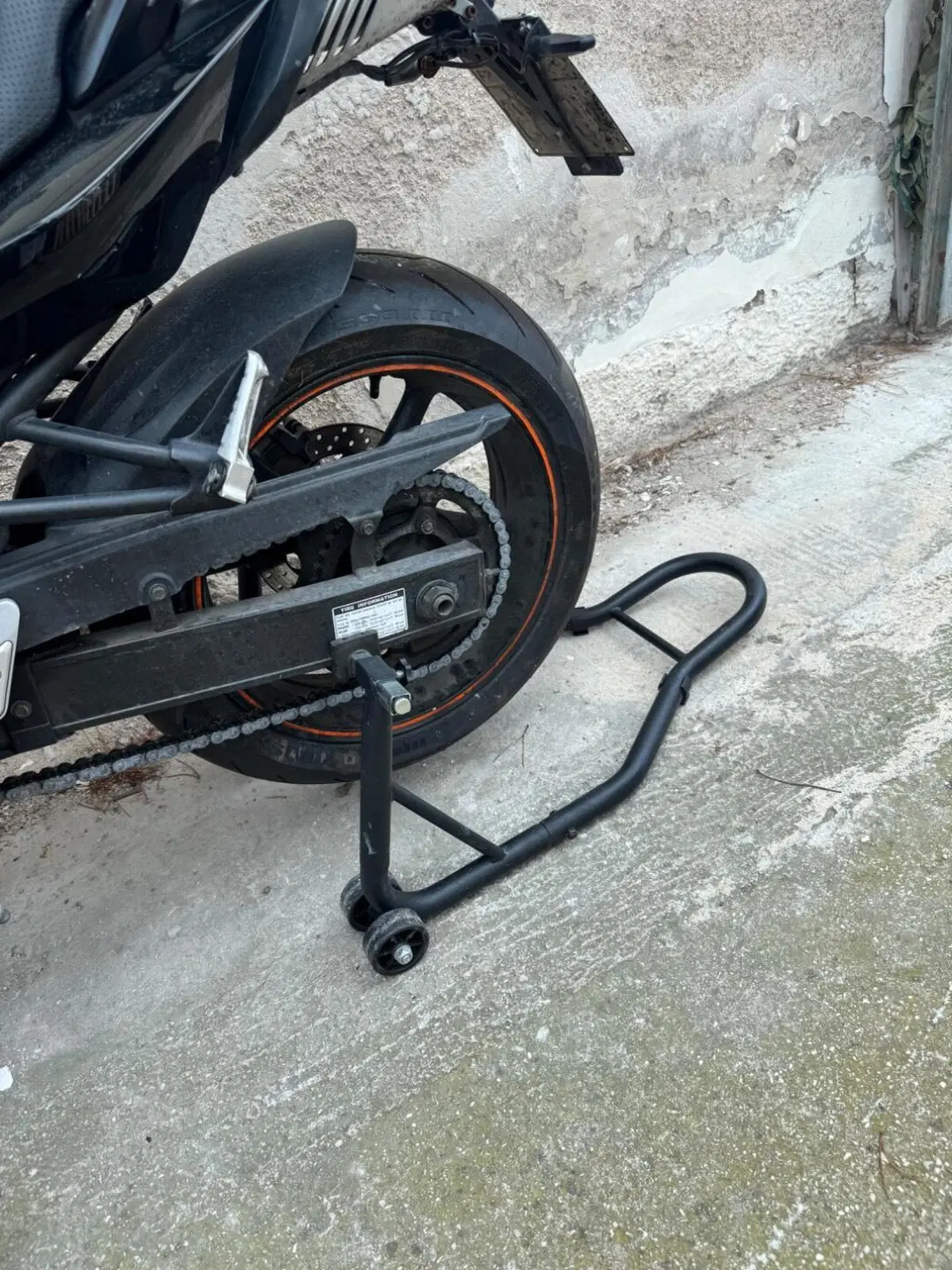 Yamaha FZ6 (2004 - 07) (3)