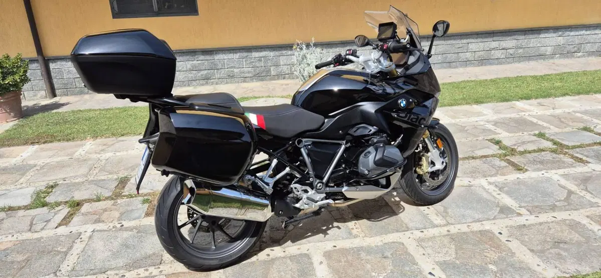 Bmw R 1250 RS (2021 - 25) (2)