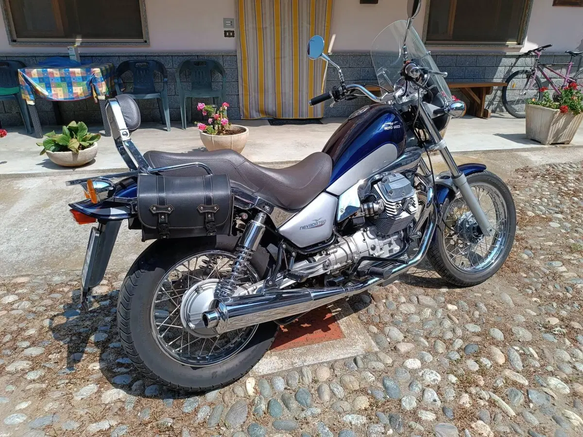 Moto Guzzi Nevada 750 Club (2002 - 06) (2)