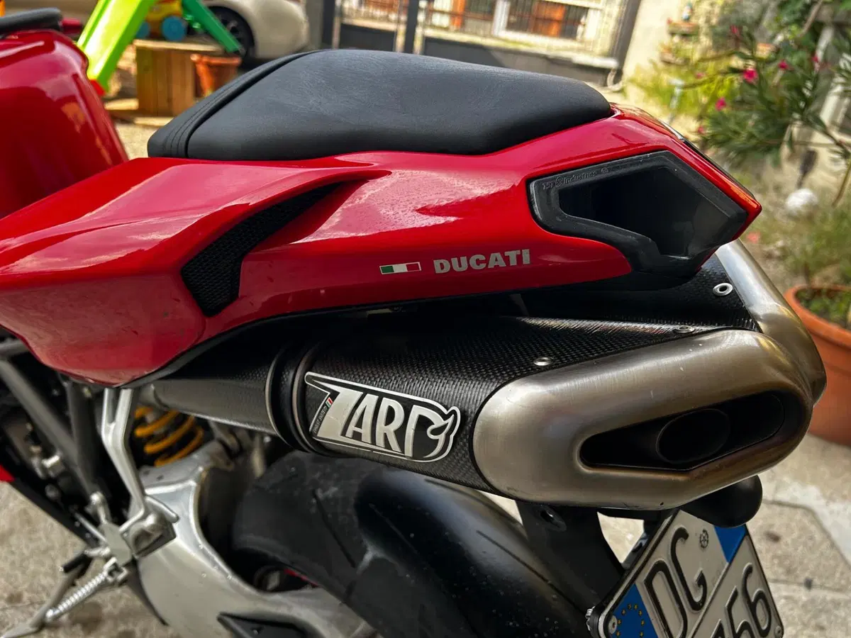 Ducati 848 (2007 - 13) (4)