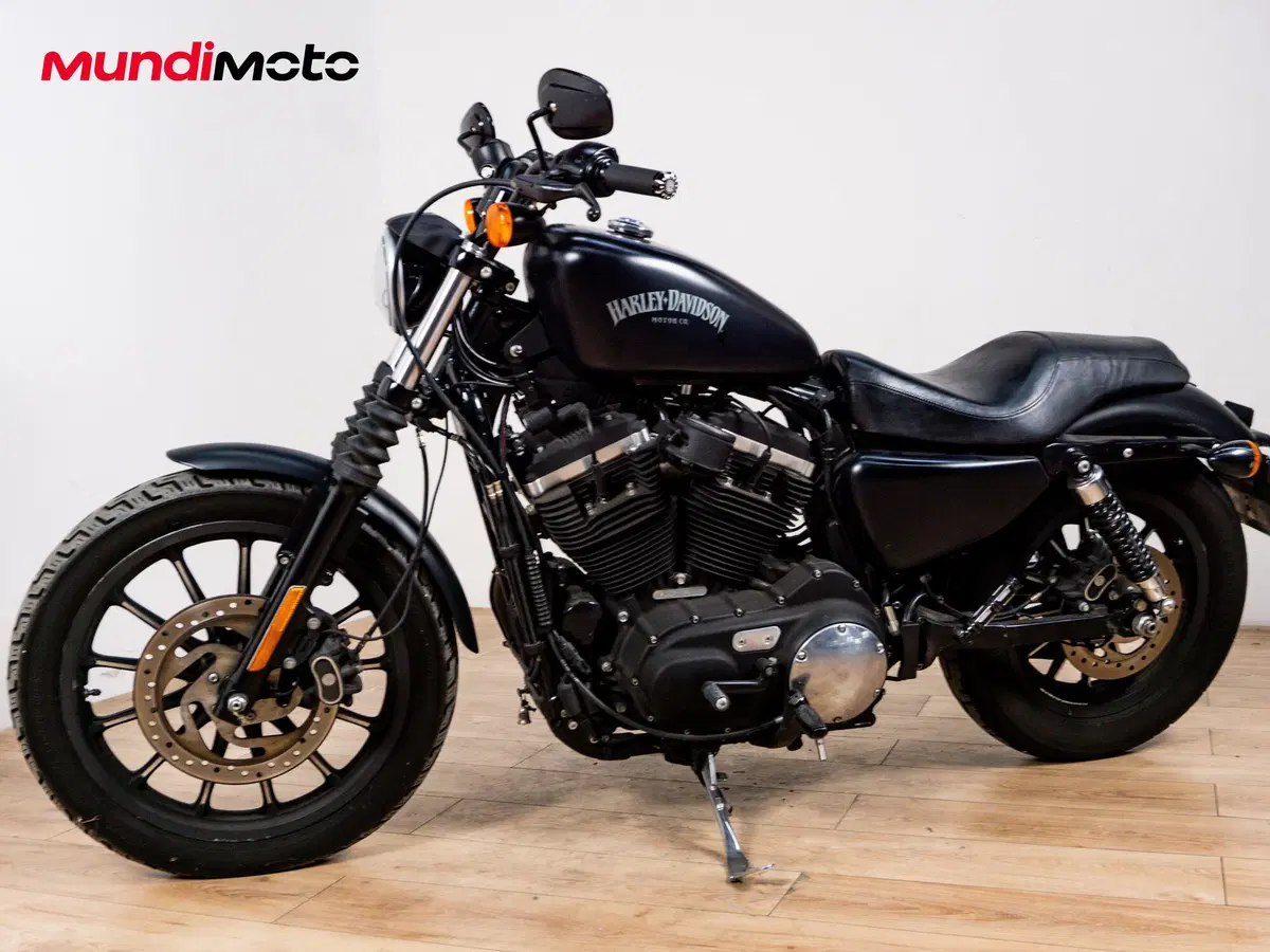 Harley-Davidson 883 Iron (2009 - 11) - XL 883N (8)