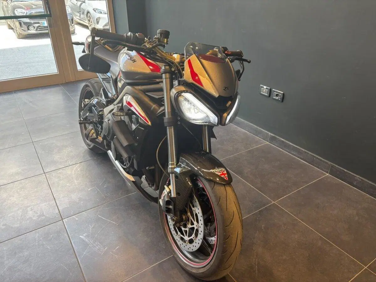Triumph Street Triple RS (2020 - 22) (5)