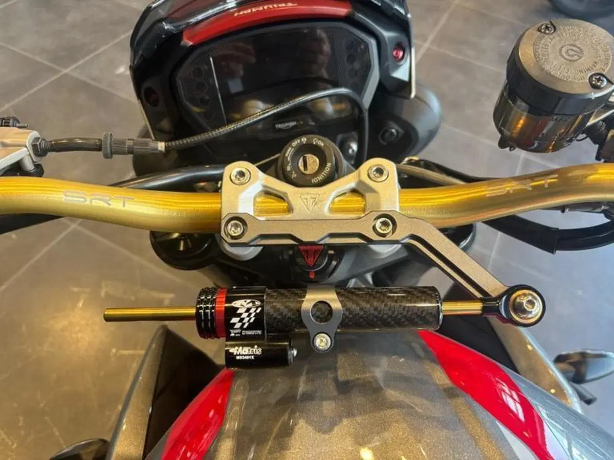 Triumph Street Triple RS (2020 - 22) (6)