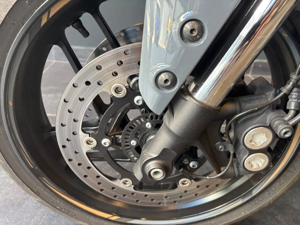 Yamaha Tracer 9 GT+ (2023 - 24) (15)