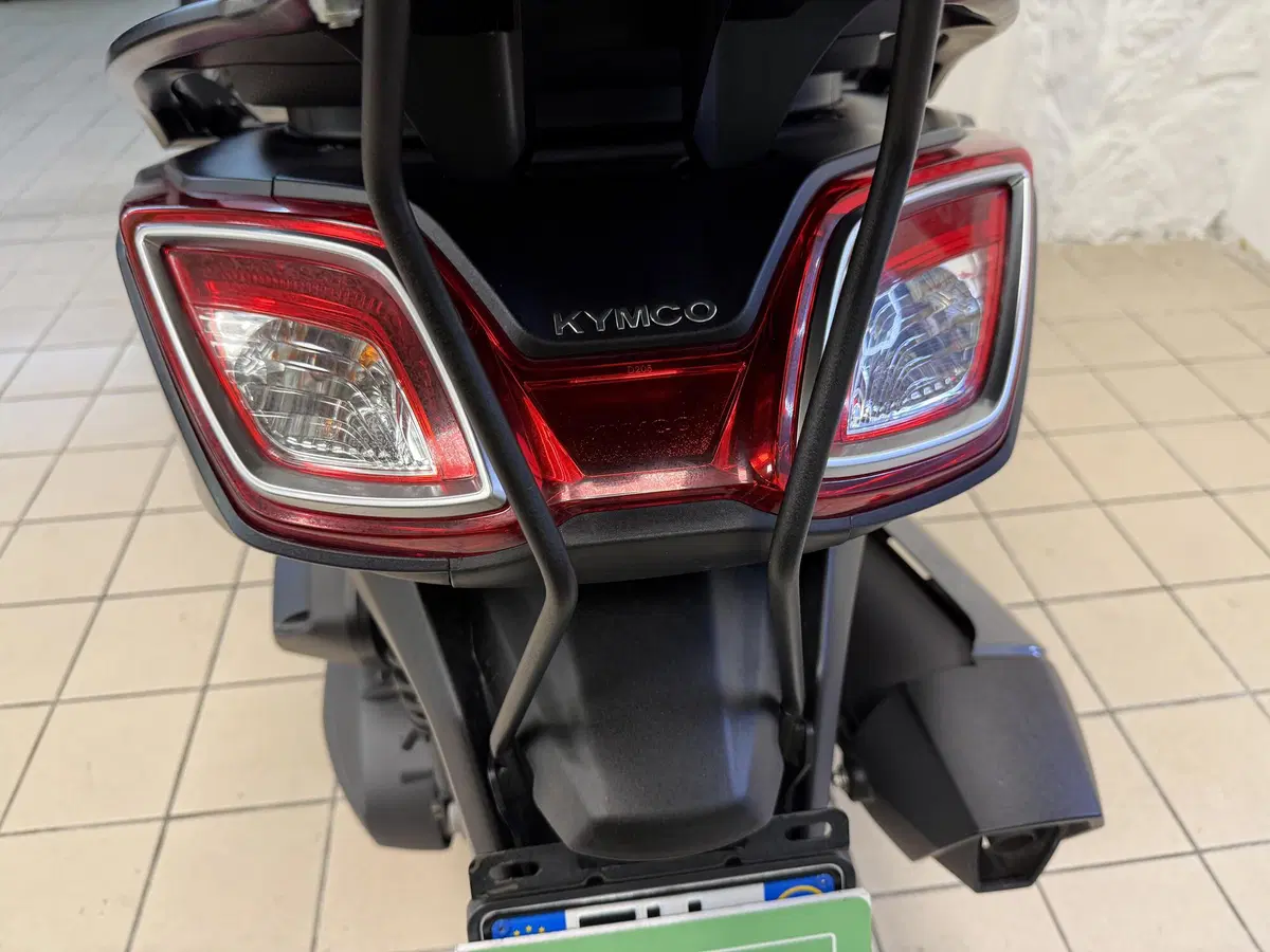 Kymco Downtown 350i ABS (2015 - 17) (5)