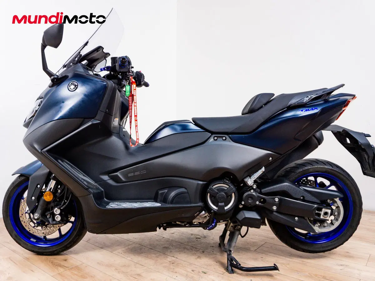 Yamaha T-Max 560 Tech Max (2020) (6)