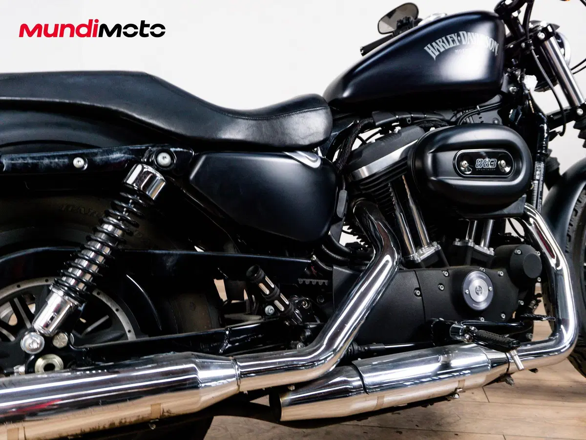 Harley-Davidson 883 Iron (2009 - 11) - XL 883N (4)