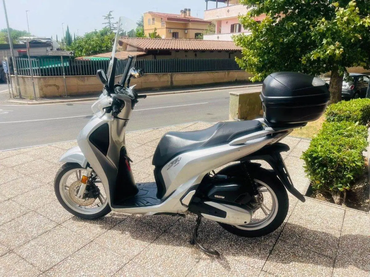 Honda SH 150i (2017 - 19) (5)