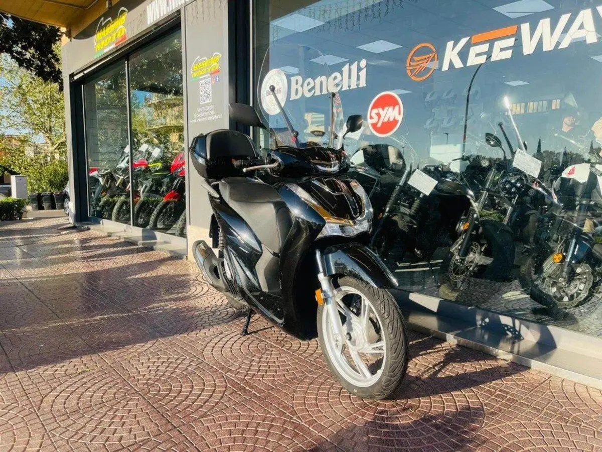Honda SH 150i (2020 - 23) (8)