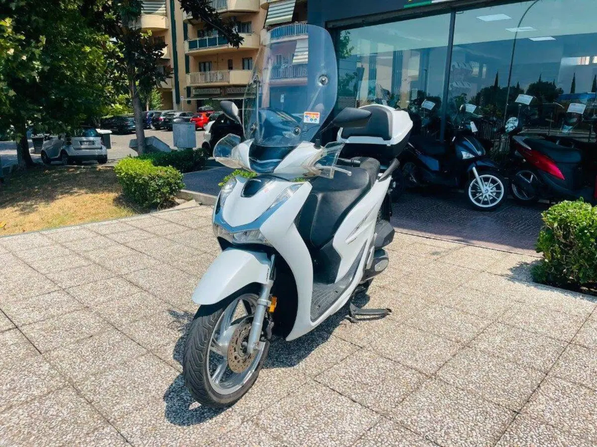 Honda SH 150i (2020 - 23) (7)