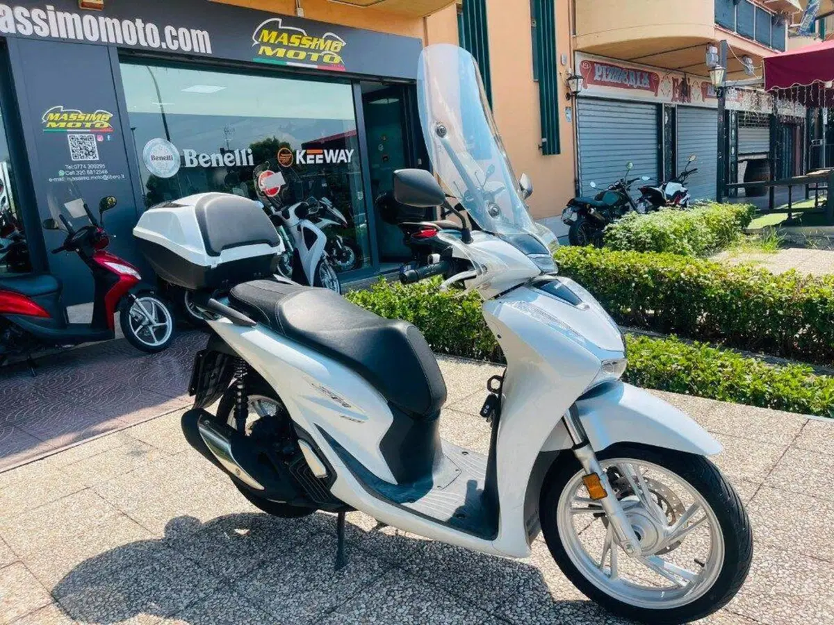 Honda SH 150i (2020 - 23) (6)