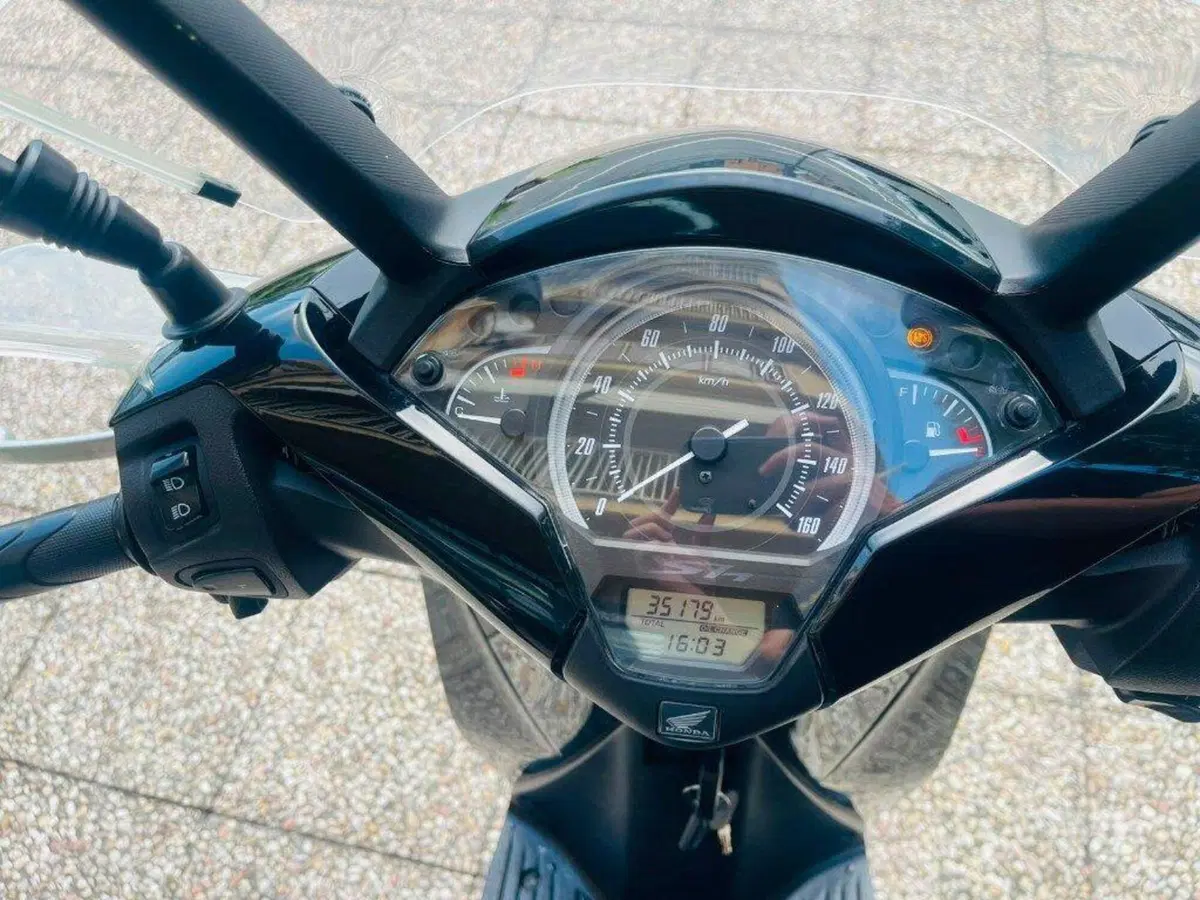 Honda SH 150i (2017 - 19) (5)
