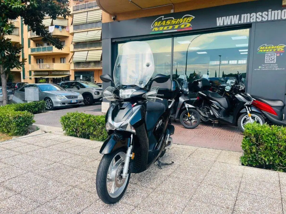 Honda SH 150i (2017 - 19) (4)