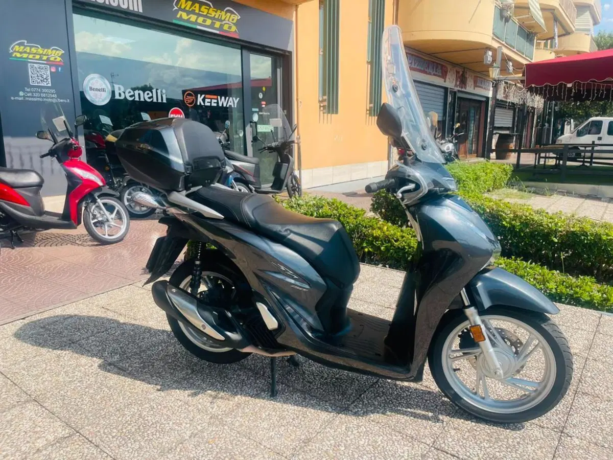 Honda SH 150i (2020 - 23) (10)