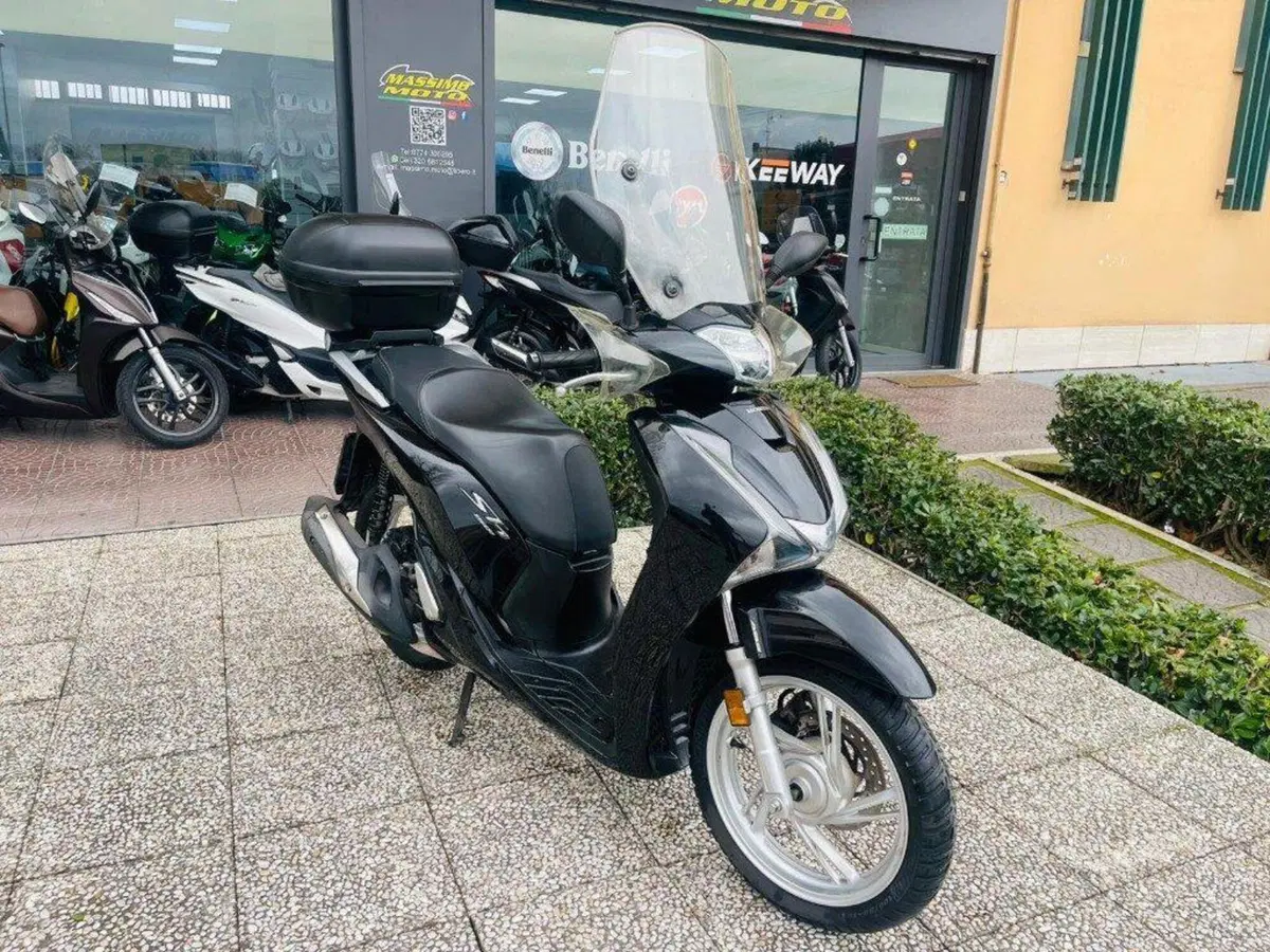 Honda SH 150i (2017 - 19) (2)