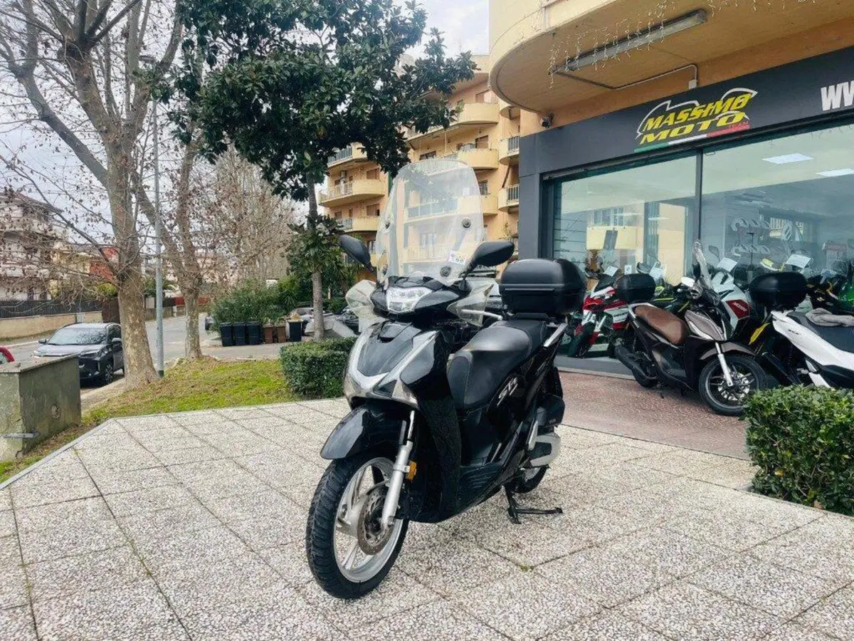 Honda SH 150i (2017 - 19) (4)