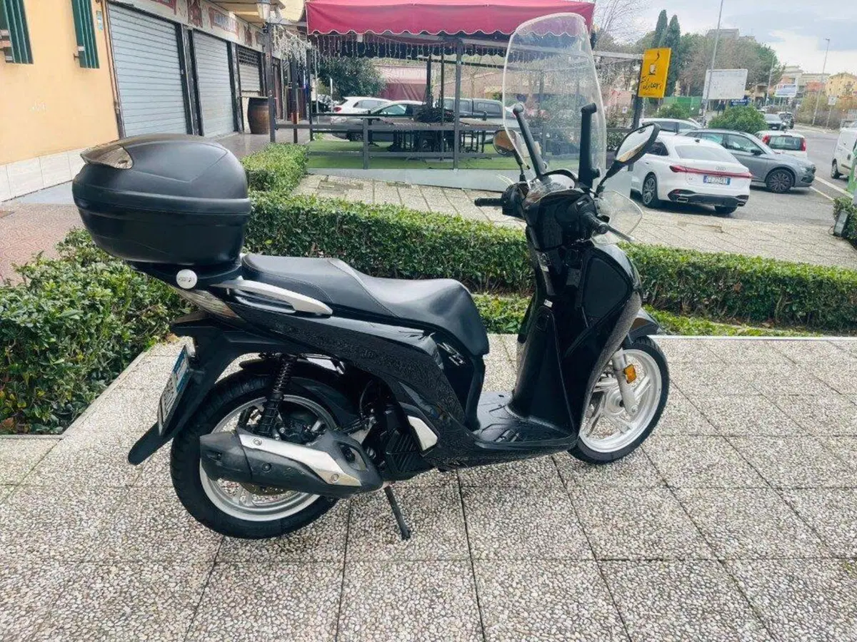 Honda SH 150i (2017 - 19) (11)
