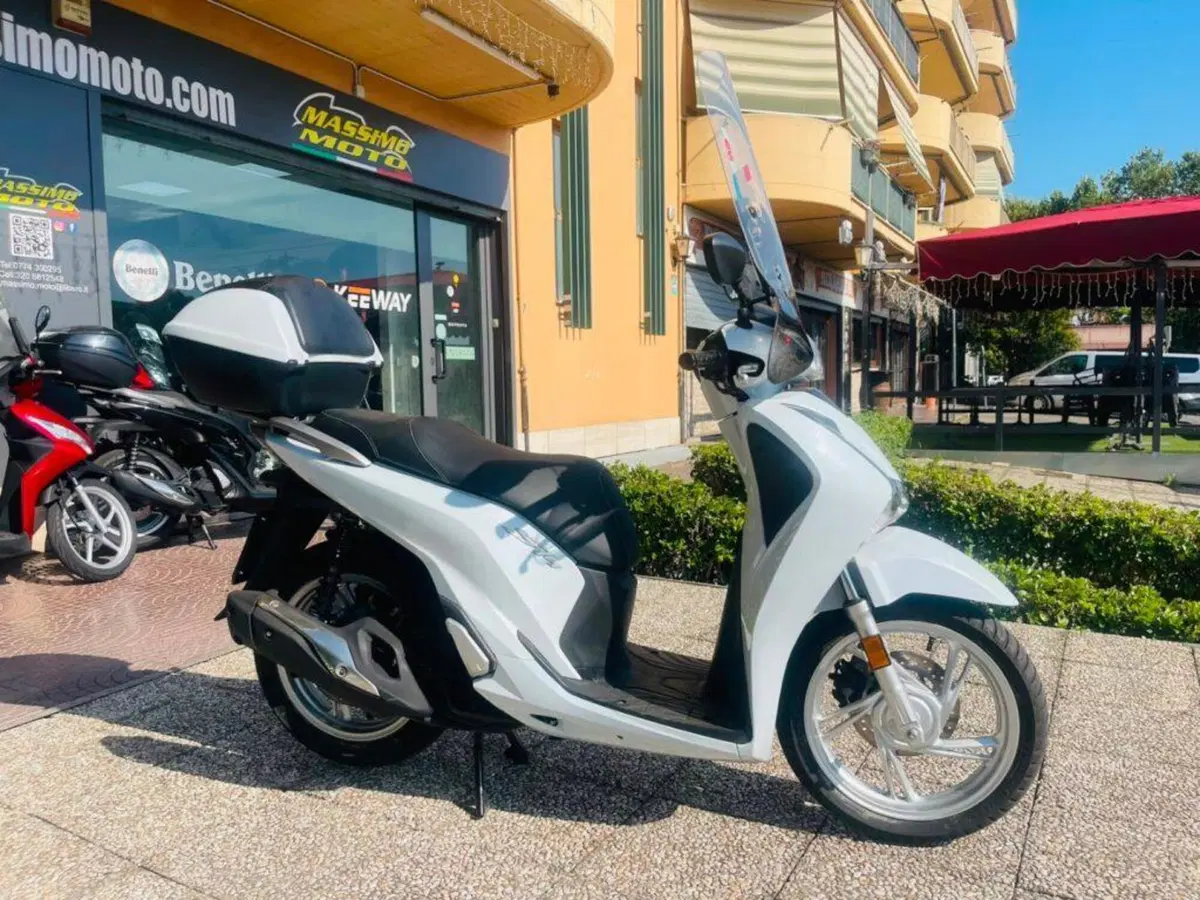 Honda SH 150i (2017 - 19) (9)