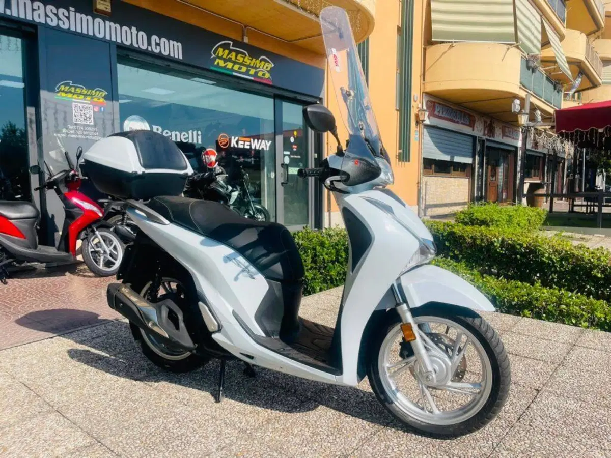 Honda SH 150i (2017 - 19) (2)