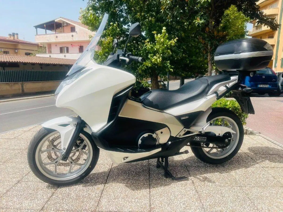 Honda Integra 700 (2011 - 13) (3)